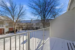883 Sparta Ct, Vernon Hills, IL 60061 - Photo 25