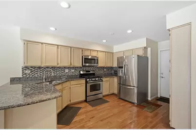 883 Sparta Court, Vernon Hills, IL 60061 - Photo 11