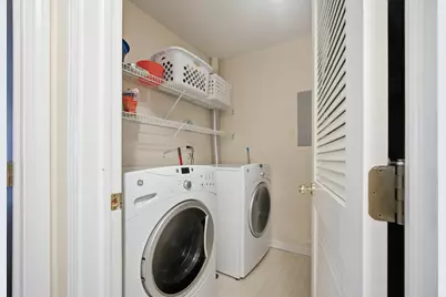 883 Sparta Court, Vernon Hills, IL 60061 - Photo 17