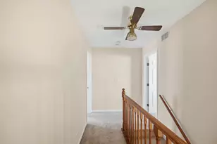 883 Sparta Ct, Vernon Hills, IL 60061 - Photo 19