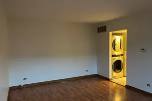 9 Tower Ct, Downers Grove, IL 60516 - Photo 3