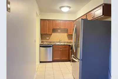 9 Tower Court #9, Downers Grove, IL 60516 - Photo 7