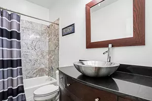 2222 W Belmont Ave, Chicago, IL 60618 - Photo 21