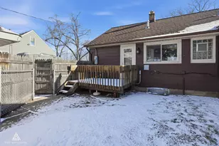 10816 Princess Ave, Chicago Ridge, IL 60415 - Photo 5