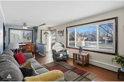 10816 Princess Avenue, Chicago Ridge, IL 60415 - Photo 9