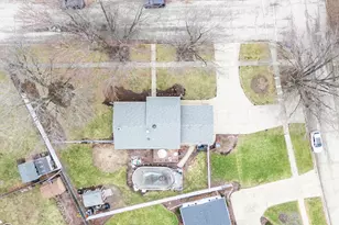 925 Haish Blvd, Dekalb, IL 60115 - Photo 25