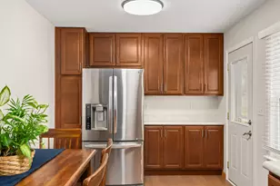 925 Haish Blvd, Dekalb, IL 60115 - Photo 9