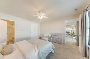 702 Bardeen Ln, Champaign, IL 61822 - Photo 21