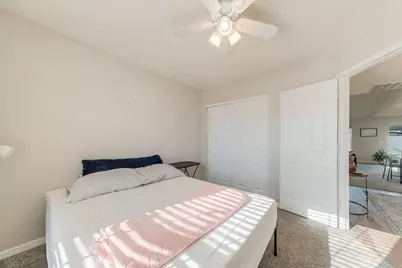 702 Bardeen Lane, Champaign, IL 61822 - Photo 5