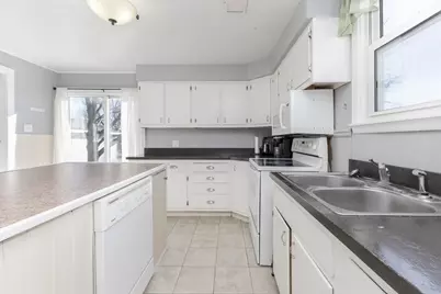 154 W Main Street, El Paso, IL 61738 - Photo 11