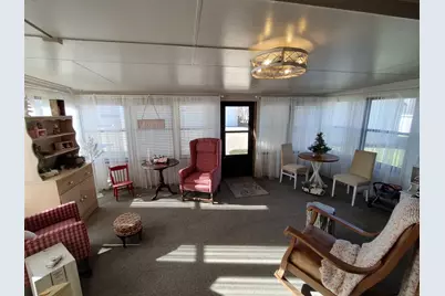 1221 Warren Avenue, Belvidere, IL 61008 - Photo 37