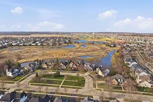 660 Avon Ct, Elburn, IL 60119 - Photo 61