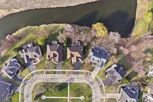 660 Avon Ct, Elburn, IL 60119 - Photo 59