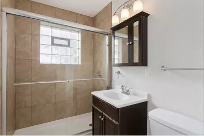 14405 S Calhoun Avenue, Burnham, IL 60633 - Photo 3