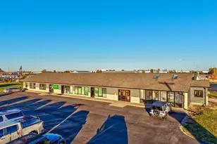 410 E Stevenson Rd, Ottawa, IL 61350 - Photo 1