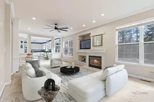 371 Sycamore St, Vernon Hills, IL 60061 - Photo 19