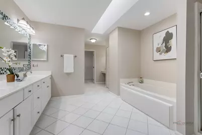 371 Sycamore Street, Vernon Hills, IL 60061 - Photo 23