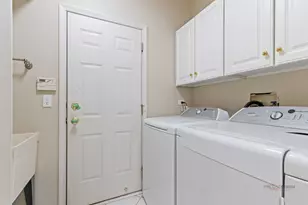 371 Sycamore St, Vernon Hills, IL 60061 - Photo 23