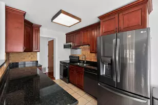 7861 Niles Center Rd, Skokie, IL 60077 - Photo 11