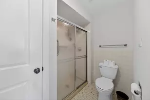 7861 Niles Center Rd, Skokie, IL 60077 - Photo 23