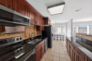 7861 Niles Center Rd, Skokie, IL 60077 - Photo 15