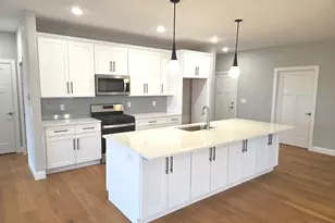 3 St. Ivans Circle, Bloomington, IL 61705 - Photo 3