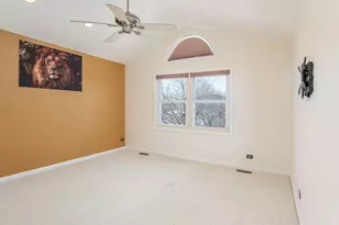 712 Hamilton Circle, Schaumburg, IL 60194 - Photo 11