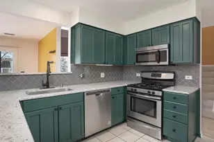 712 Hamilton Circle, Schaumburg, IL 60194 - Photo 7