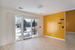 712 Hamilton Circle, Schaumburg, IL 60194 - Photo 5