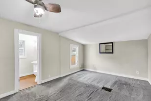 1213 W Beslin St, Urbana, IL 61801 - Photo 17