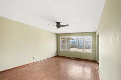 1124 W Hawkins Street, Kankakee, IL 60901 - Photo 3