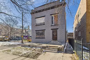 7844 S Peoria St, Chicago, IL 60620 - Photo 3