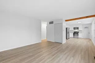 1914 215th Pl, Sauk Village, IL 60411 - Photo 3