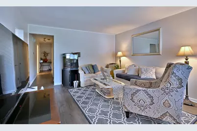 7N040 Eagle Terrace, Medinah, IL 60157 - Photo 13