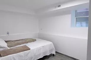 3029 S Keeley St, Chicago, IL 60608 - Photo 9