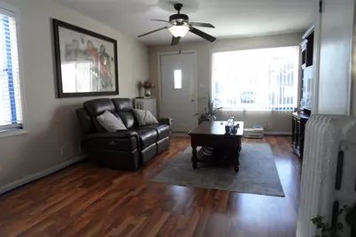 572 Fourth Avenue, Aurora, IL 60505 - Photo 13