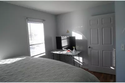 572 Fourth Avenue, Aurora, IL 60505 - Photo 21