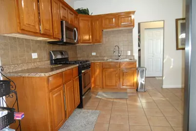 572 Fourth Avenue, Aurora, IL 60505 - Photo 7