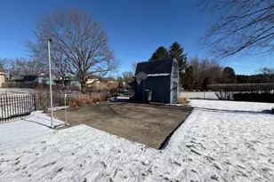 1110 Rushwood Ave, Shorewood, IL 60404 - Photo 57