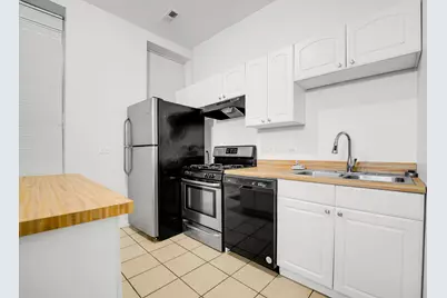 752 E 43rd Street #2E, Chicago, IL 60653 - Photo 5