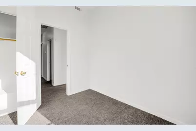 752 E 43rd Street #2E, Chicago, IL 60653 - Photo 15