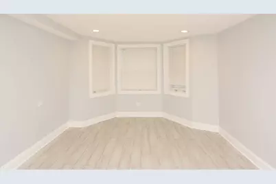 2968 N Ridgeway Avenue #B, Chicago, IL 60618 - Photo 9