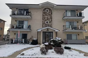 7840 Normandy Ave, Burbank, IL 60459 - Photo 1