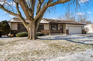 473 Mohawk Dr, Bourbonnais, IL 60914 - Photo 3