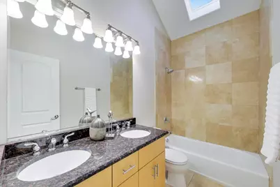 1636 N Artesian Avenue, Chicago, IL 60647 - Photo 27