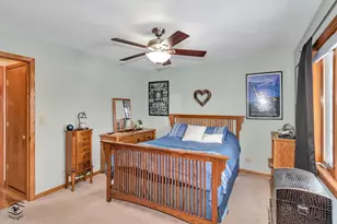 134 Roberts Rd, New Lenox, IL 60451 - Photo 15