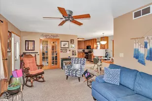 134 Roberts Rd, New Lenox, IL 60451 - Photo 7