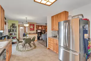 134 Roberts Rd, New Lenox, IL 60451 - Photo 11