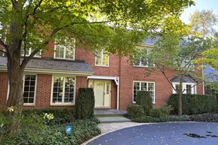 1021 W Old Ml Rd, Lake Forest, IL 60045 - Photo 1