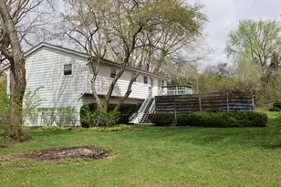 1516 W Sudeenew Dr, Johnsburg, IL 60051 - Photo 5